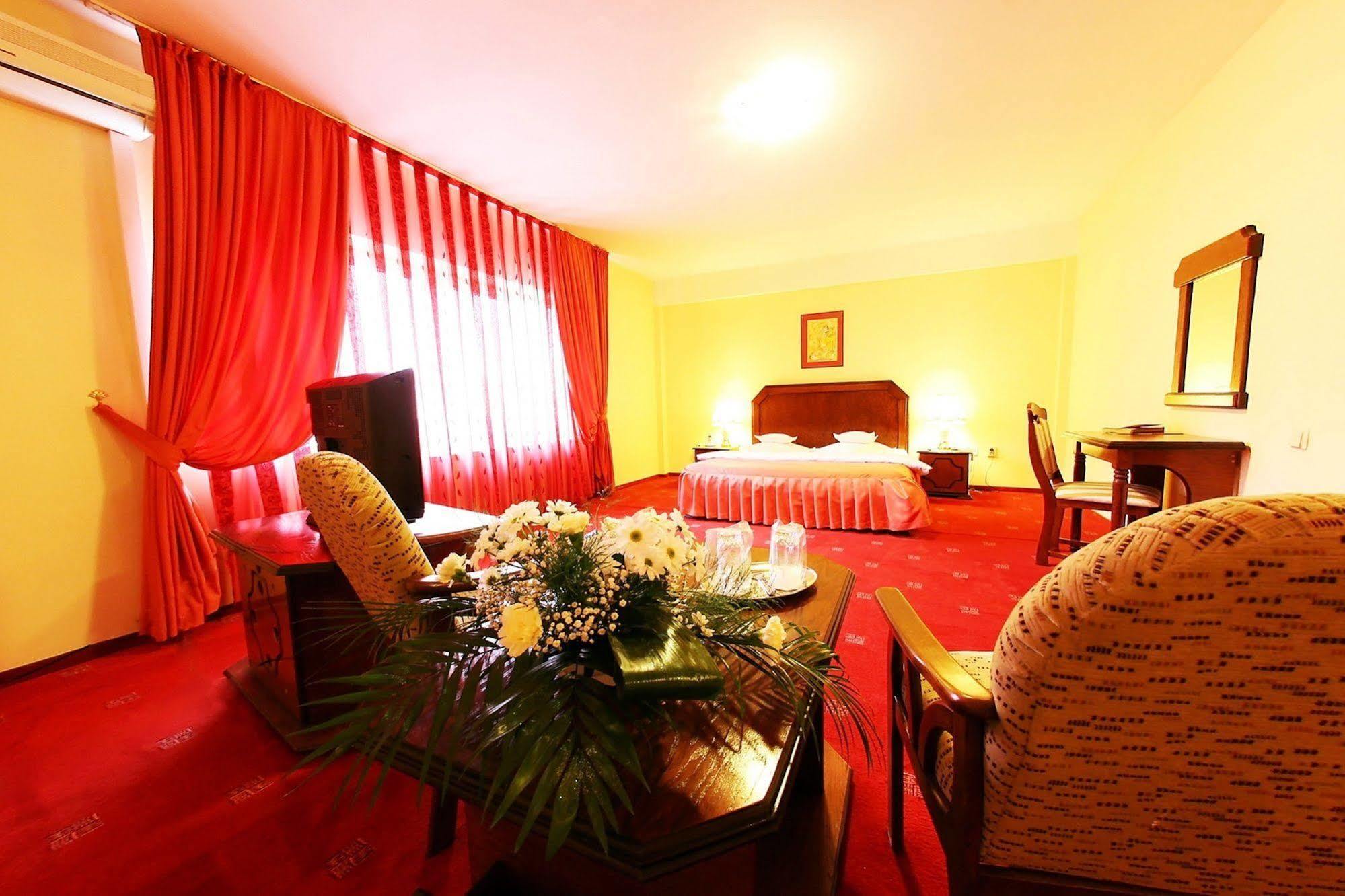 Khách sạn Premier 4*